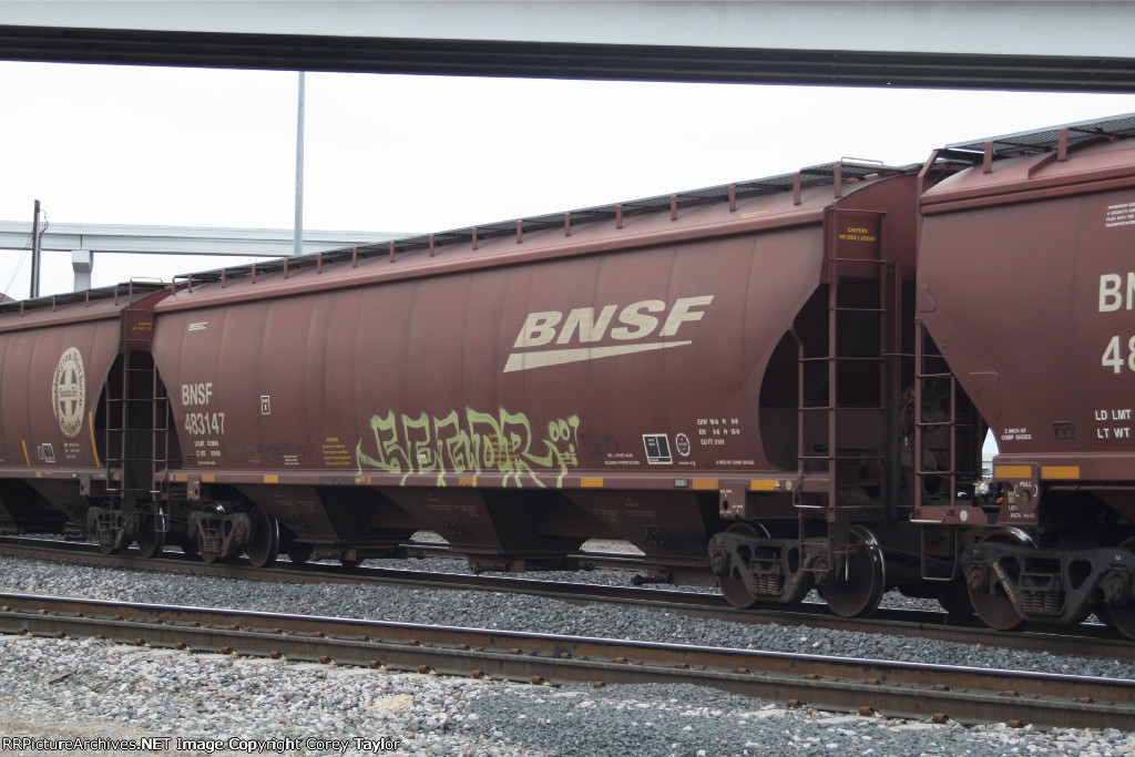 BNSF 483147